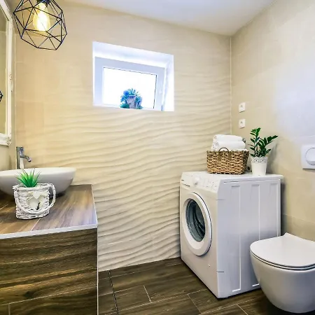 Petra-2 By Interhome *