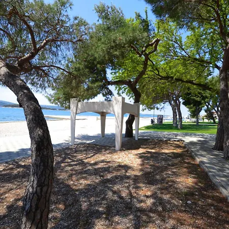 Petra-2 By Interhome Apartamento Biograd Na Moru