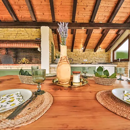 Petra-2 By Interhome *